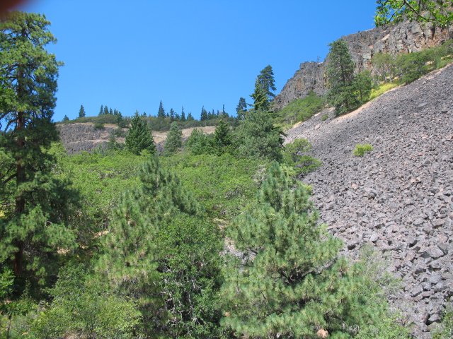 7.30.06 Coyote Wall, Labyrinth 025 